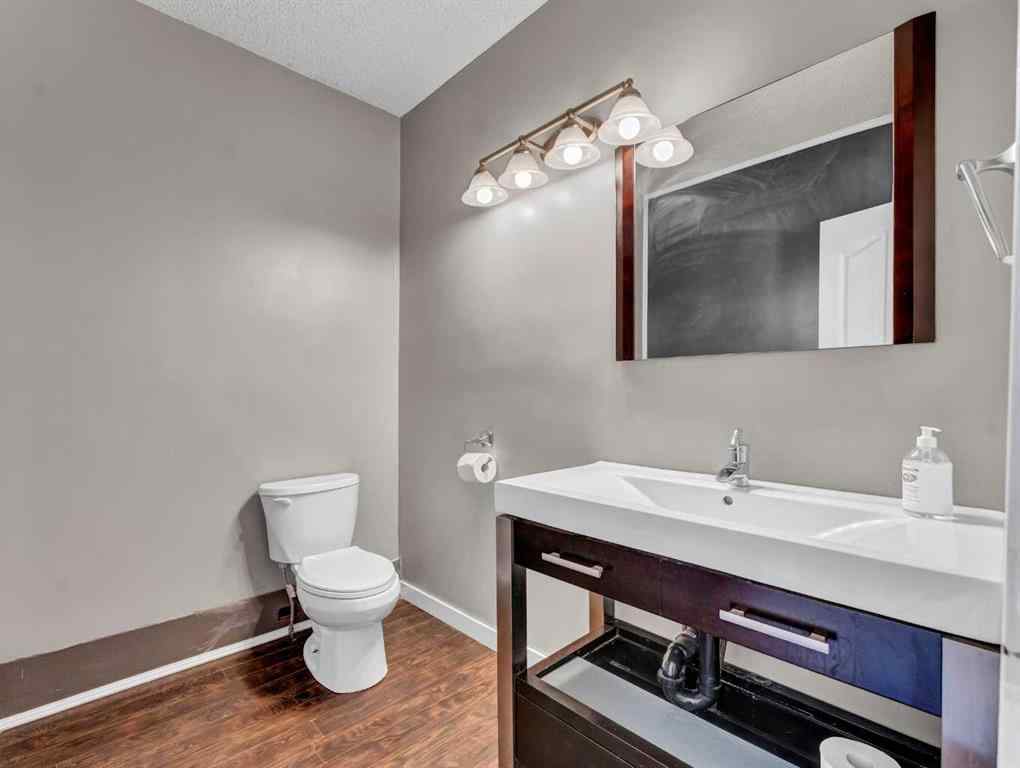 MLS® A2260718 - 261 4 Street SW in SW Hill Medicine Hat, Residential