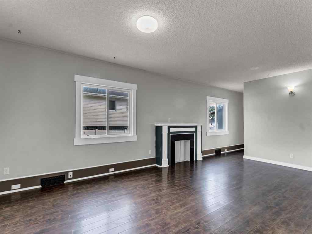 MLS® A2260718 - 261 4 Street SW in SW Hill Medicine Hat, Residential