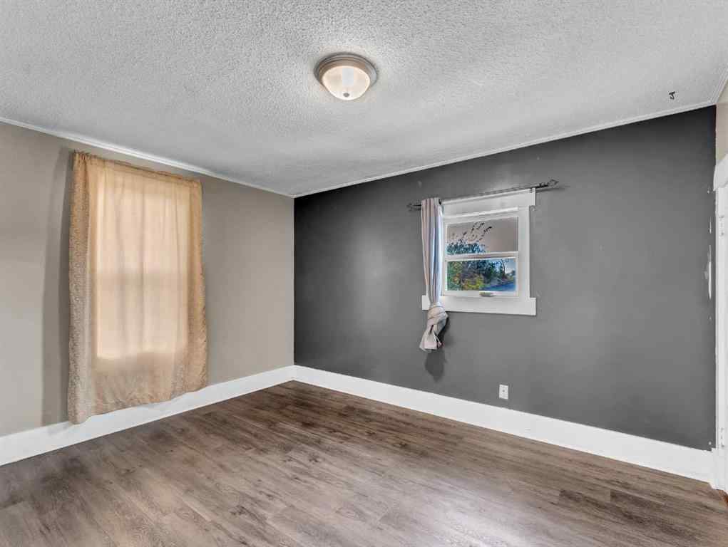 MLS® A2260718 - 261 4 Street SW in SW Hill Medicine Hat, Residential