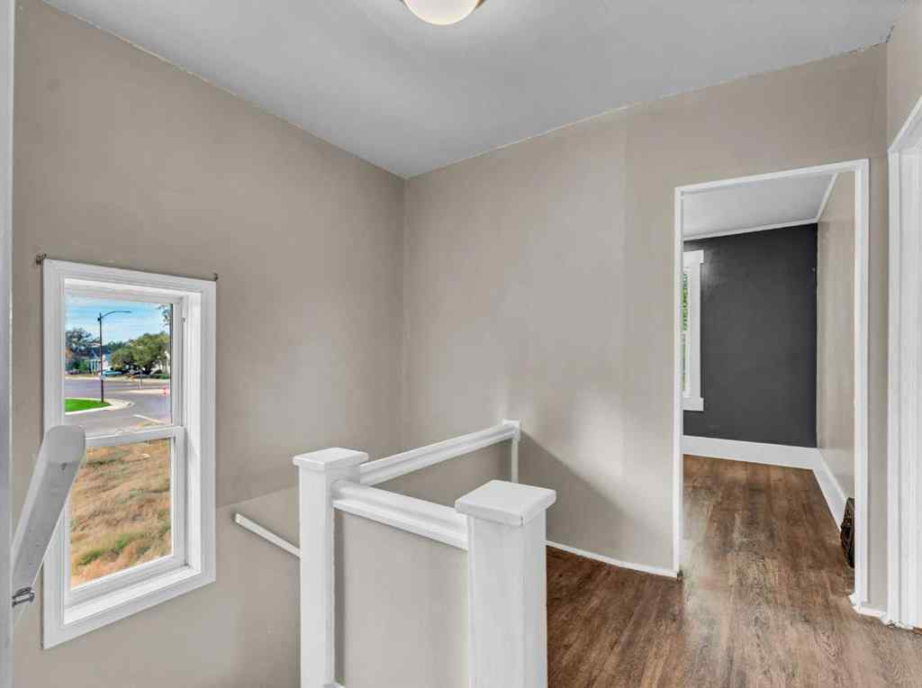 MLS® A2260718 - 261 4 Street SW in SW Hill Medicine Hat, Residential