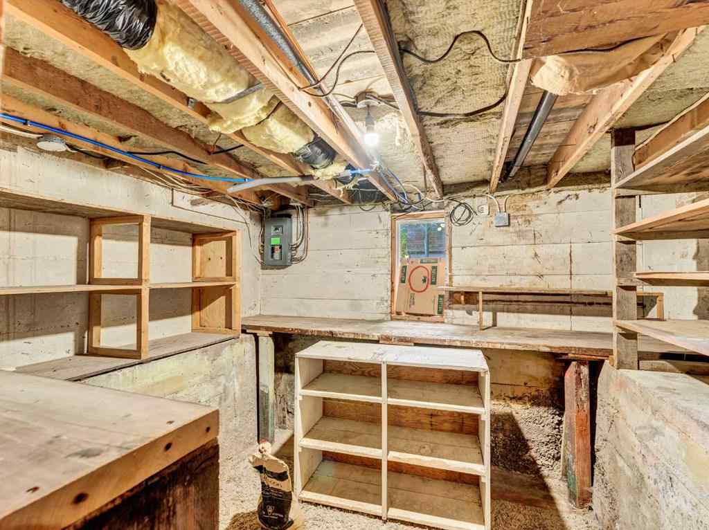 MLS® A2260718 - 261 4 Street SW in SW Hill Medicine Hat, Residential