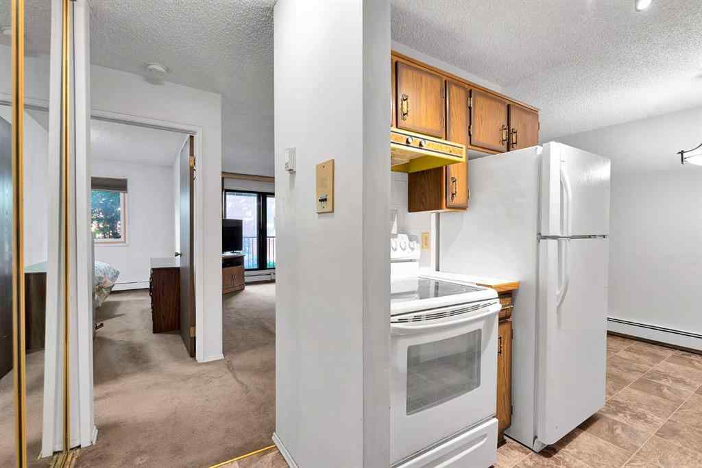 MLS® A2260720 - Unit #2106 4001B 49 Street NW in Varsity Calgary, Residential