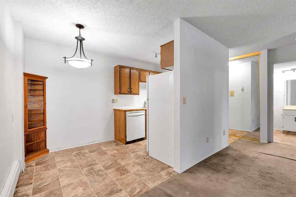 MLS® A2260720 - Unit #2106 4001B 49 Street NW in Varsity Calgary, Residential