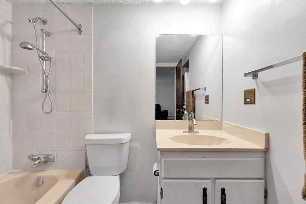 MLS® A2260720 - Unit #2106 4001B 49 Street NW in Varsity Calgary, Residential