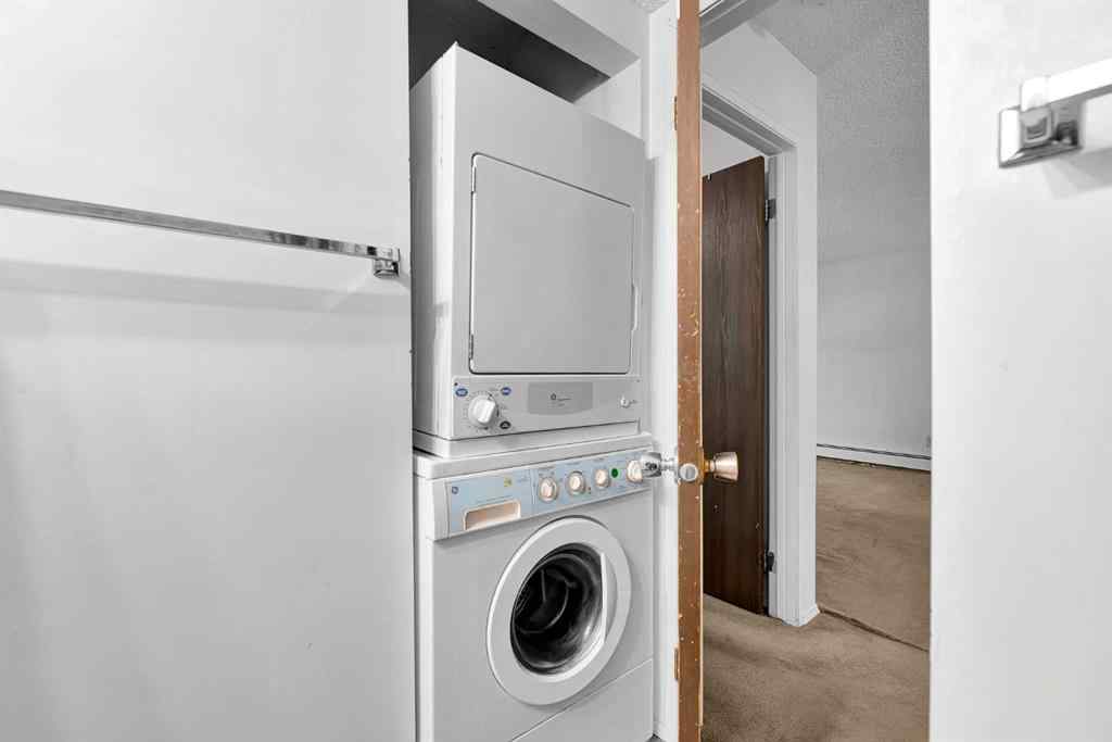 MLS® A2260720 - Unit #2106 4001B 49 Street NW in Varsity Calgary, Residential