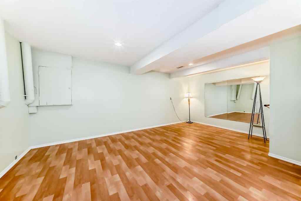 MLS® A2260723 - 35 Ray Avenue  in Rosedale Estates Red Deer, Residential