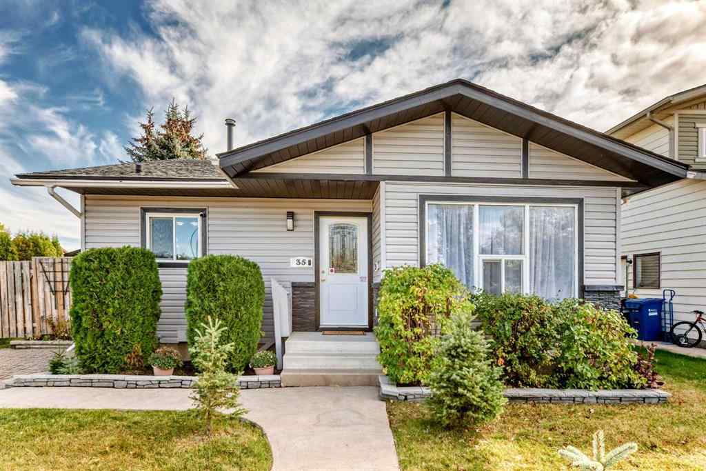 MLS® A2260723 - 35 Ray Avenue  in Rosedale Estates Red Deer, Residential