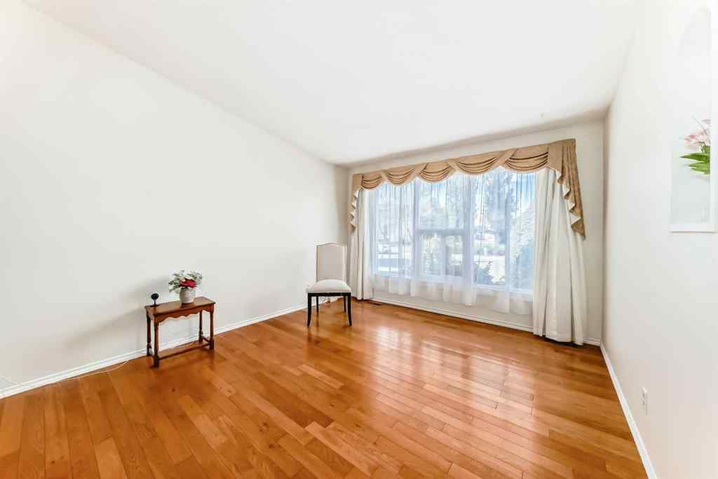 MLS® A2260723 - 35 Ray Avenue  in Rosedale Estates Red Deer, Residential