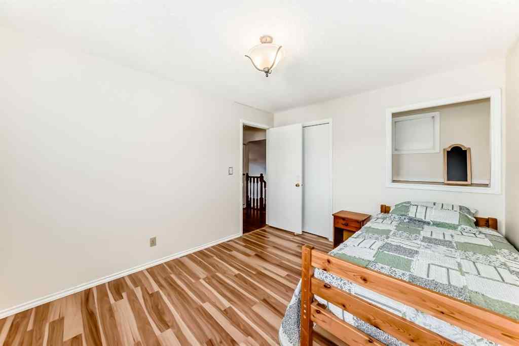 MLS® A2260723 - 35 Ray Avenue  in Rosedale Estates Red Deer, Residential