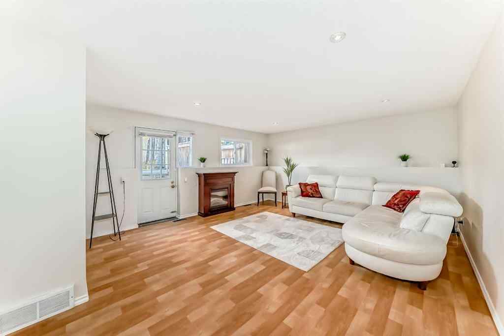 MLS® A2260723 - 35 Ray Avenue  in Rosedale Estates Red Deer, Residential