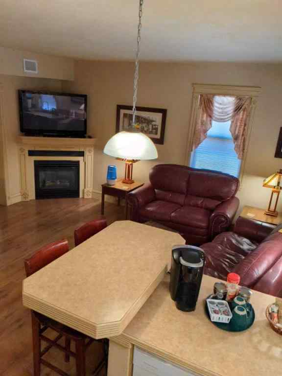 MLS® A2260727 - 10002 98 Street  in Downtown Peace River, Commercial