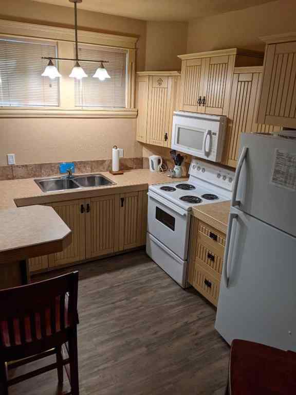 MLS® A2260727 - 10002 98 Street  in Downtown Peace River, Commercial