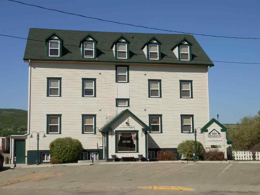 MLS® A2260727 - 10002 98 Street  in Downtown Peace River, Commercial