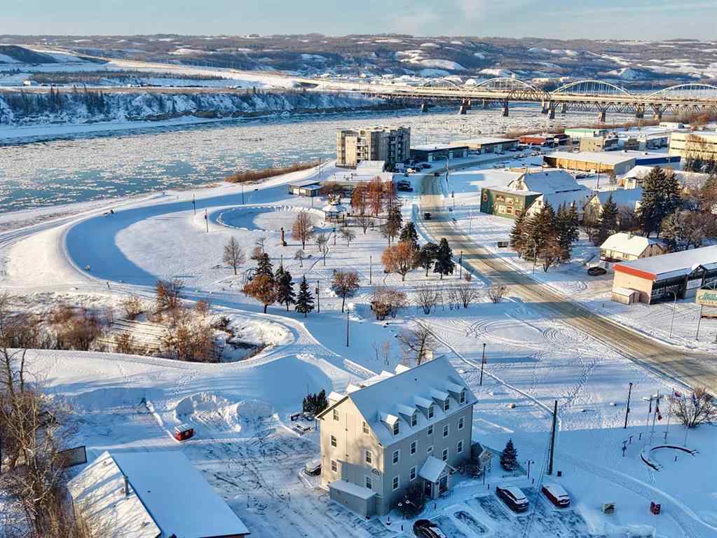 MLS® A2260727 - 10002 98 Street  in Downtown Peace River, Commercial