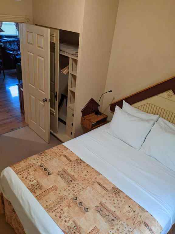 MLS® A2260727 - 10002 98 Street  in Downtown Peace River, Commercial