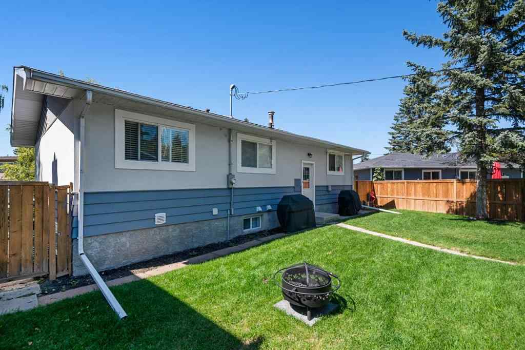 MLS® A2260738 - 94 Haysboro Crescent SW in Haysboro Calgary, Residential