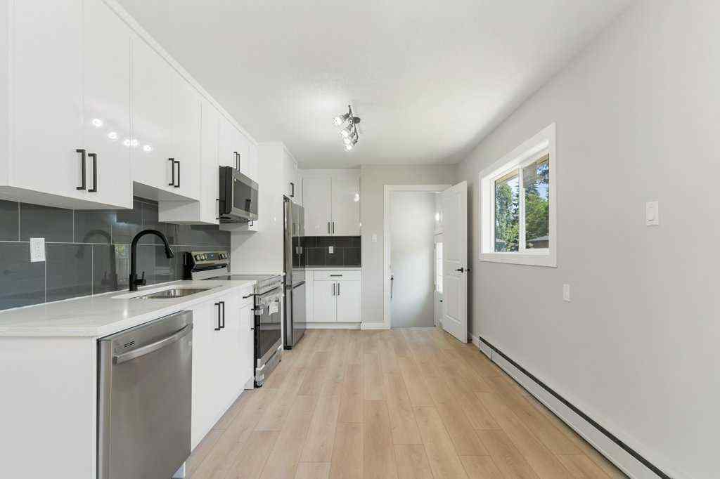 MLS® A2260738 - 94 Haysboro Crescent SW in Haysboro Calgary, Residential