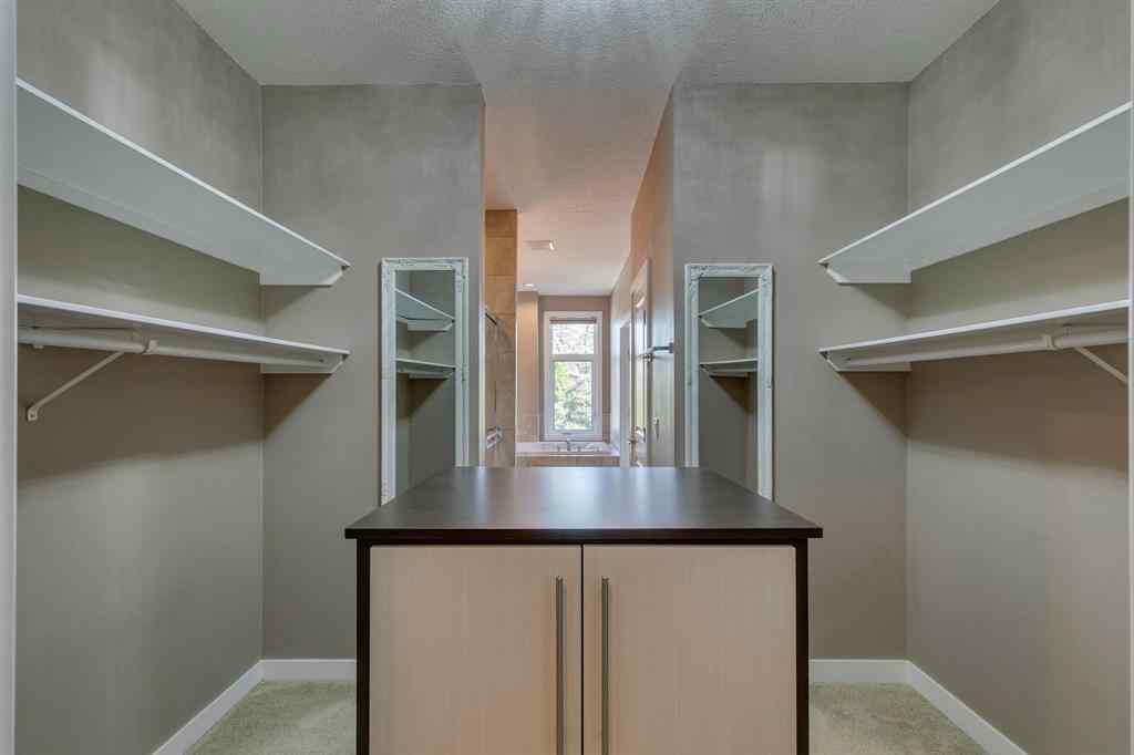 MLS® A2260744 - 2817 & 2815 16 Avenue SE in Albert Park/Radisson Heights Calgary, Multi-Family