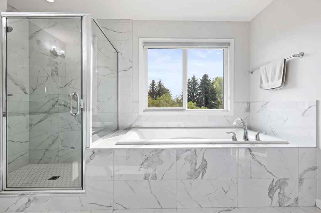 MLS® A2260750 - 186 West Grove Point SW in West Springs Calgary, Residential