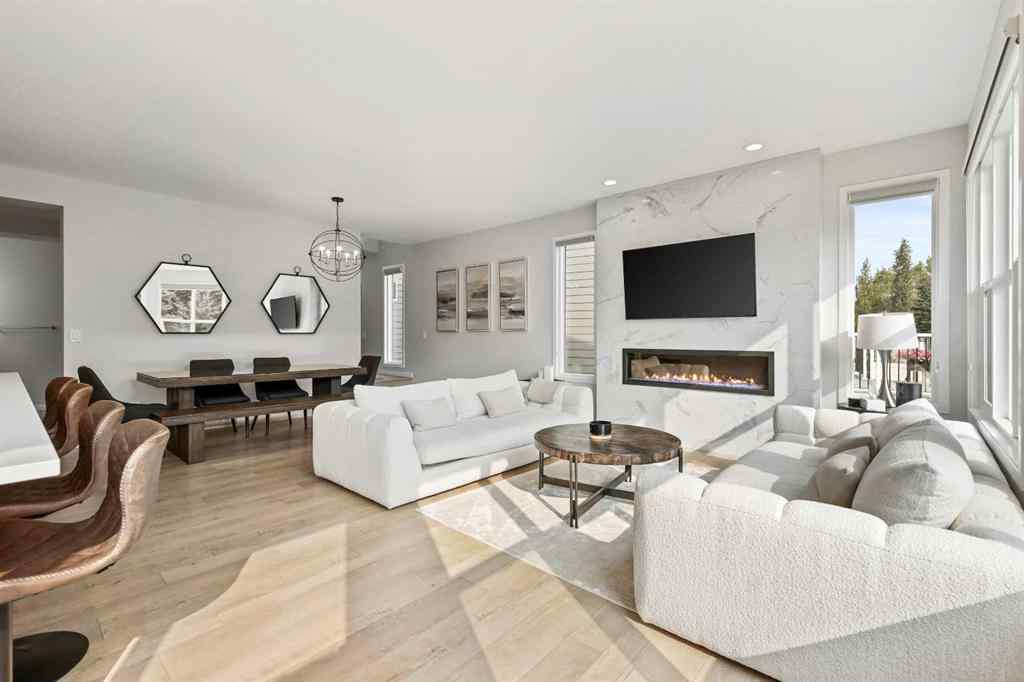 MLS® A2260750 - 186 West Grove Point SW in West Springs Calgary, Residential