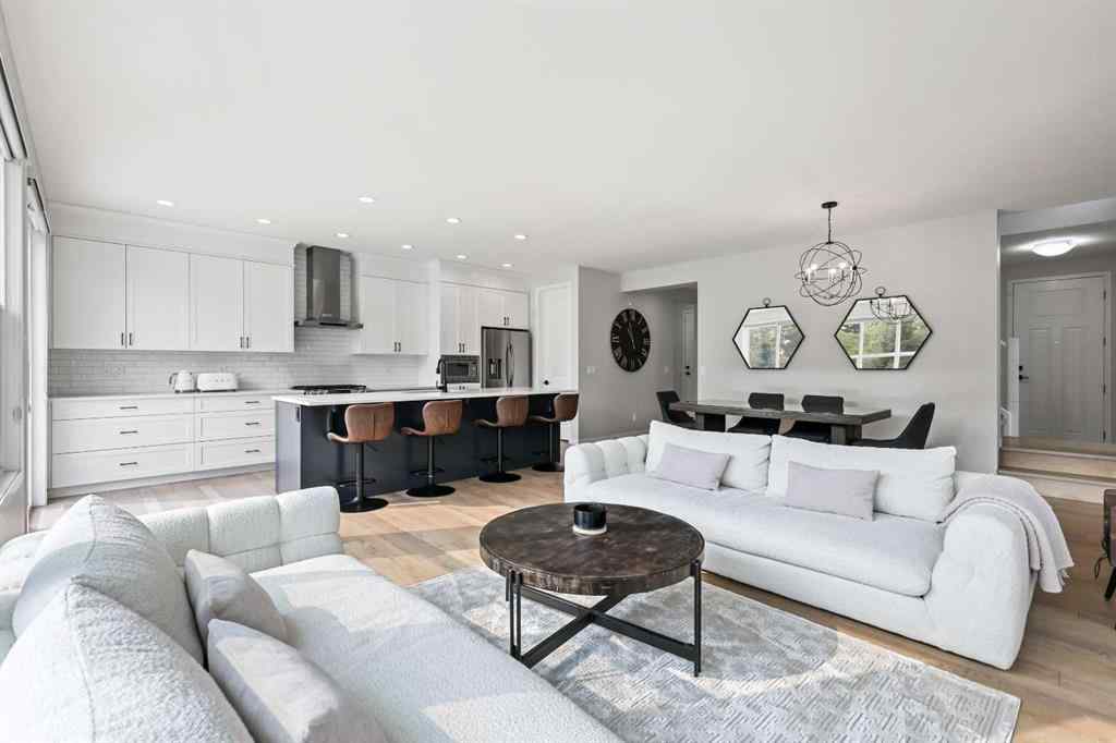 MLS® A2260750 - 186 West Grove Point SW in West Springs Calgary, Residential