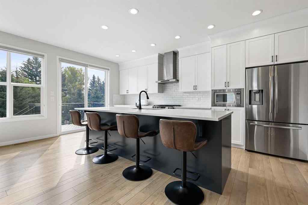 MLS® A2260750 - 186 West Grove Point SW in West Springs Calgary, Residential