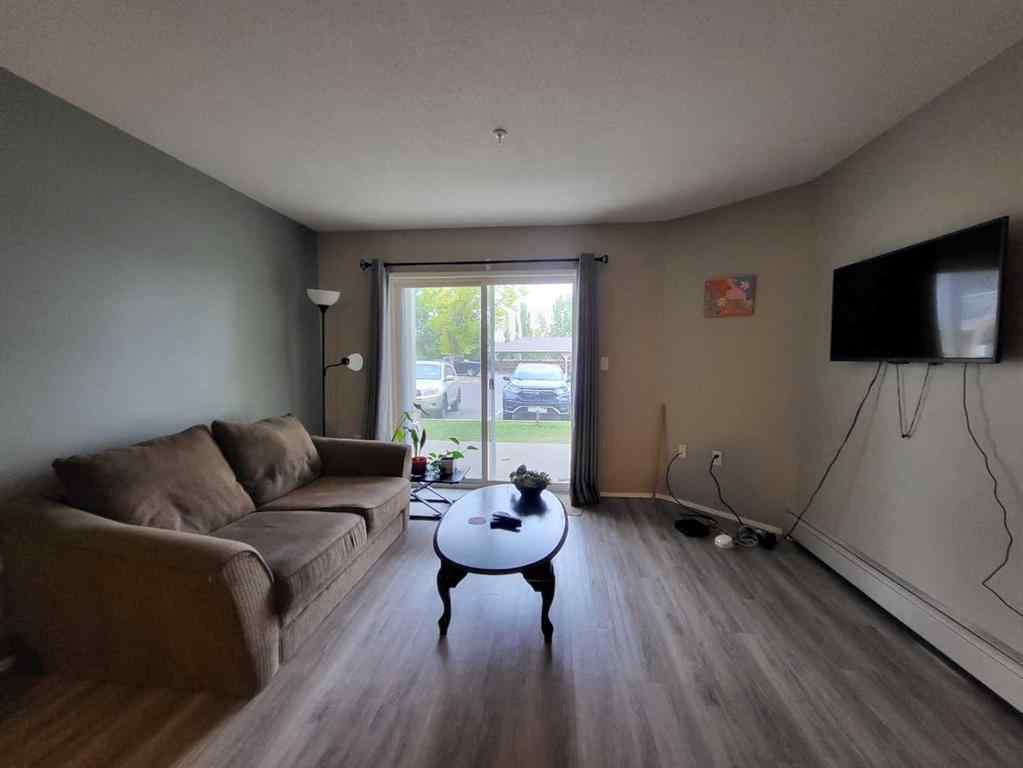 MLS® A2260754 - Unit #113 485 Redcrow Boulevard W in Indian Battle Heights Lethbridge, Residential
