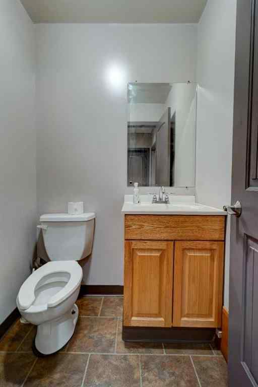 MLS® A2260761 - Unit #Bay 1 9024 108 Street  in Richmond Industrial Park Grande Prairie, Commercial