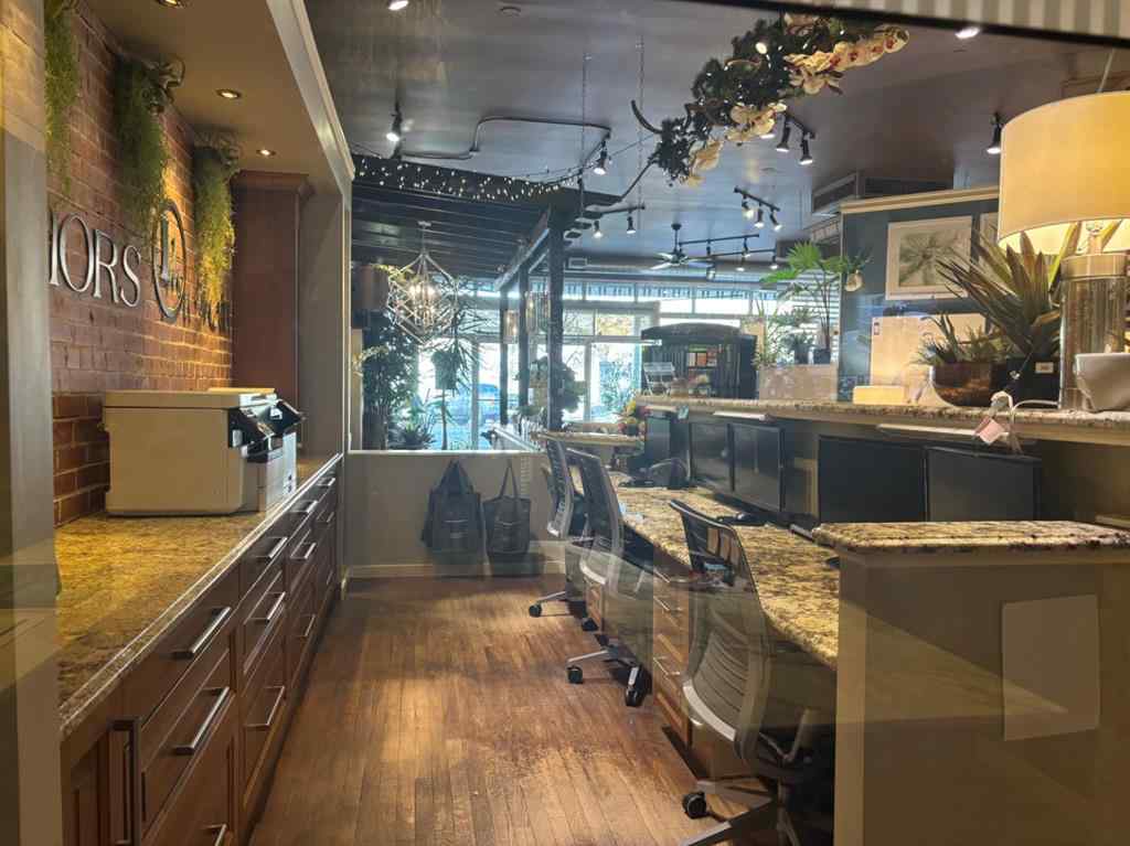 MLS® A2260768 - 4965 50 Street  in Downtown Camrose Camrose, Commercial