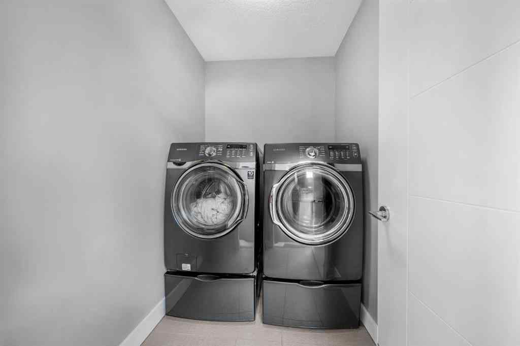 MLS® A2260769 - 724 24 Avenue NW in Mount Pleasant Calgary, Residential