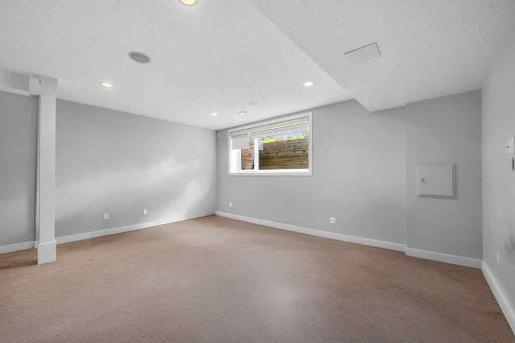 MLS® A2260769 - 724 24 Avenue NW in Mount Pleasant Calgary, Residential