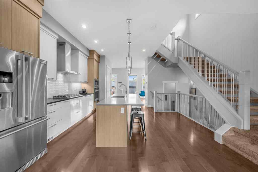 MLS® A2260769 - 724 24 Avenue NW in Mount Pleasant Calgary, Residential