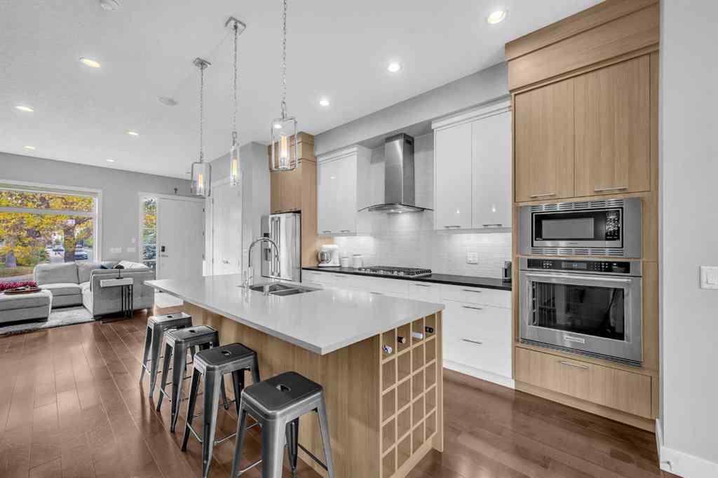 MLS® A2260769 - 724 24 Avenue NW in Mount Pleasant Calgary, Residential