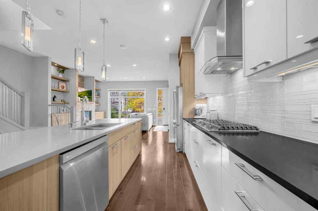 MLS® A2260769 - 724 24 Avenue NW in Mount Pleasant Calgary, Residential