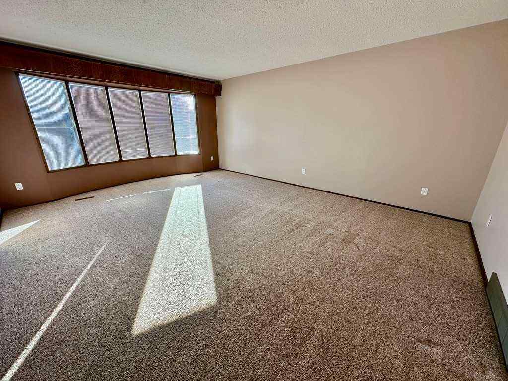 MLS® A2260770 - 2206 41 Street S in Redwood Lethbridge, Residential