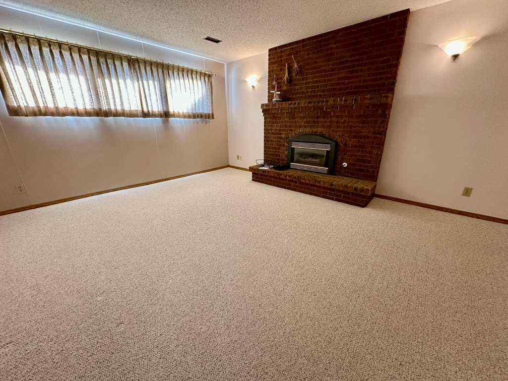 MLS® A2260770 - 2206 41 Street S in Redwood Lethbridge, Residential