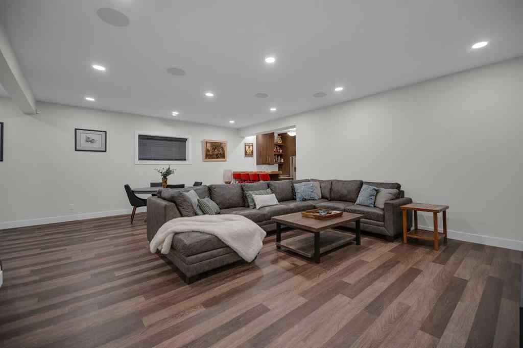 MLS® A2260780 - 220 Parkwood Place SE in Parkland Calgary, Residential