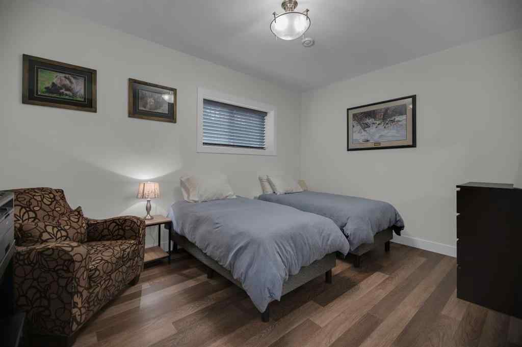 MLS® A2260780 - 220 Parkwood Place SE in Parkland Calgary, Residential