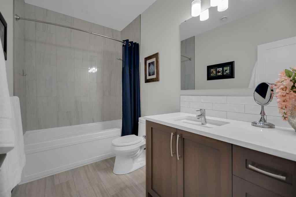 MLS® A2260780 - 220 Parkwood Place SE in Parkland Calgary, Residential