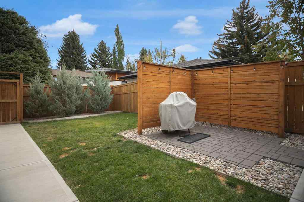 MLS® A2260780 - 220 Parkwood Place SE in Parkland Calgary, Residential