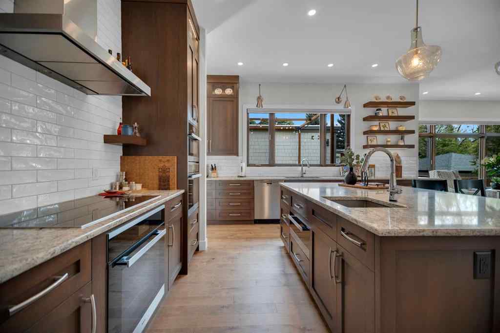 MLS® A2260780 - 220 Parkwood Place SE in Parkland Calgary, Residential