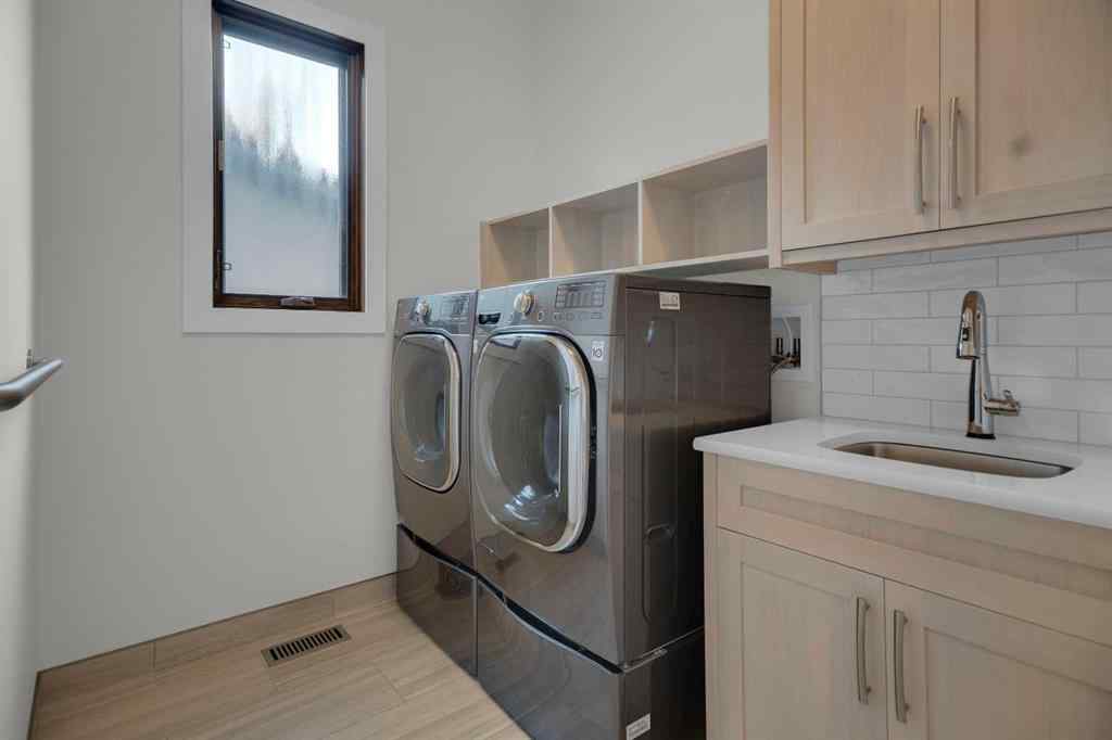 MLS® A2260780 - 220 Parkwood Place SE in Parkland Calgary, Residential