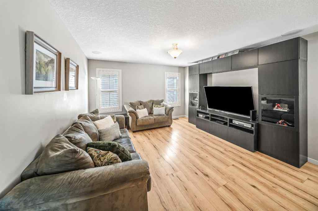 MLS® A2260783 - 220 Auburn Meadows Crescent SE in Auburn Bay Calgary, Residential
