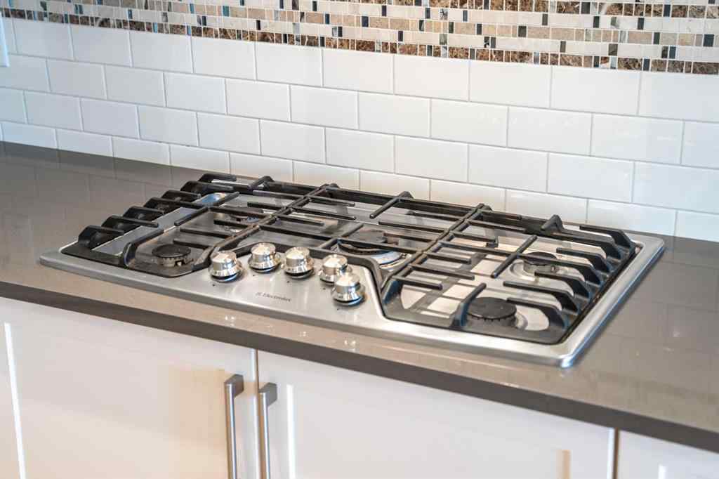 MLS® A2260783 - 220 Auburn Meadows Crescent SE in Auburn Bay Calgary, Residential