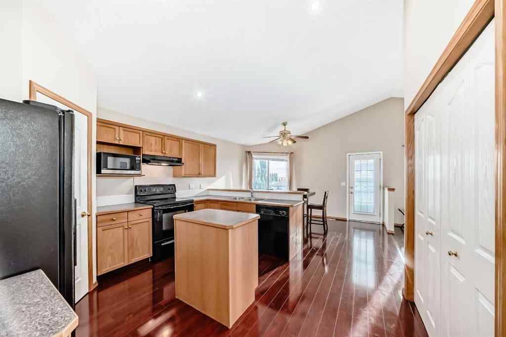 MLS® A2260784 - 61 Royal Birch Grove NW in Royal Oak Calgary, Residential