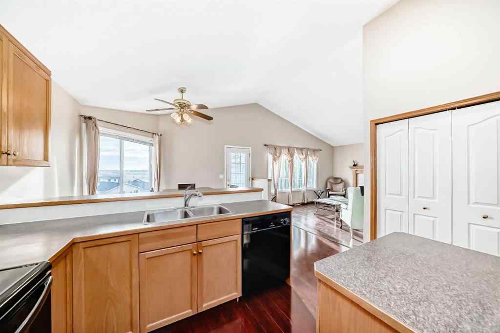 MLS® A2260784 - 61 Royal Birch Grove NW in Royal Oak Calgary, Residential