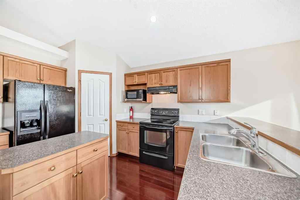 MLS® A2260784 - 61 Royal Birch Grove NW in Royal Oak Calgary, Residential