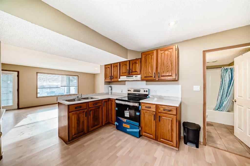 MLS® A2260784 - 61 Royal Birch Grove NW in Royal Oak Calgary, Residential