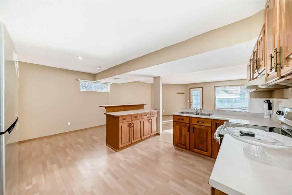 MLS® A2260784 - 61 Royal Birch Grove NW in Royal Oak Calgary, Residential