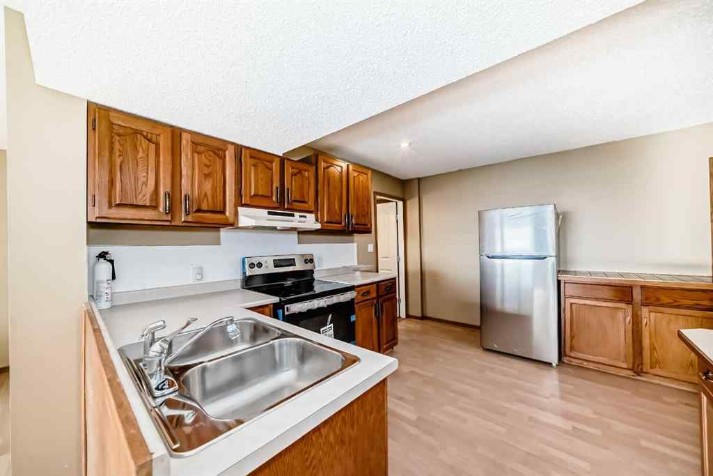 MLS® A2260784 - 61 Royal Birch Grove NW in Royal Oak Calgary, Residential